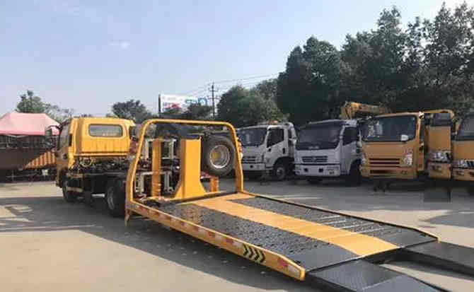 禄丰汽车中途维修案例